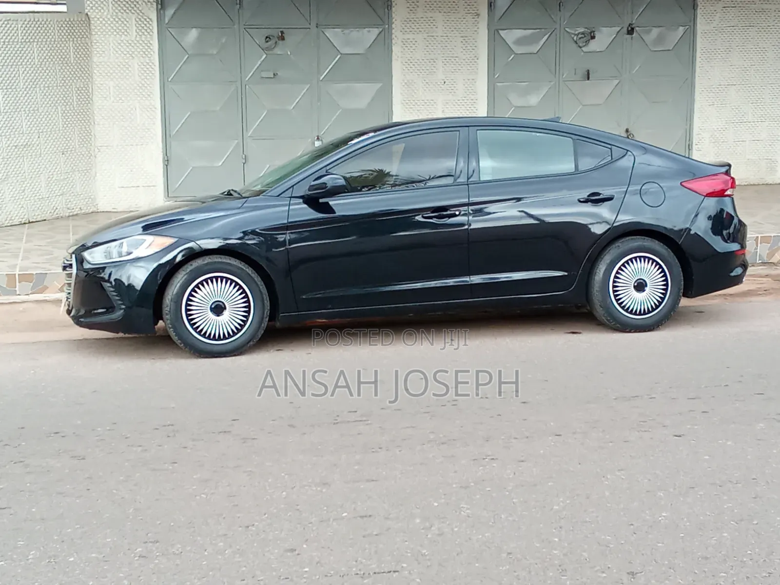 Hyundai Elantra SE Sedan FWD (2.0L 4cyl 6M) 2017 Black