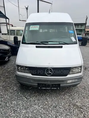 Mercedes-Benz Sprinter 2004 White