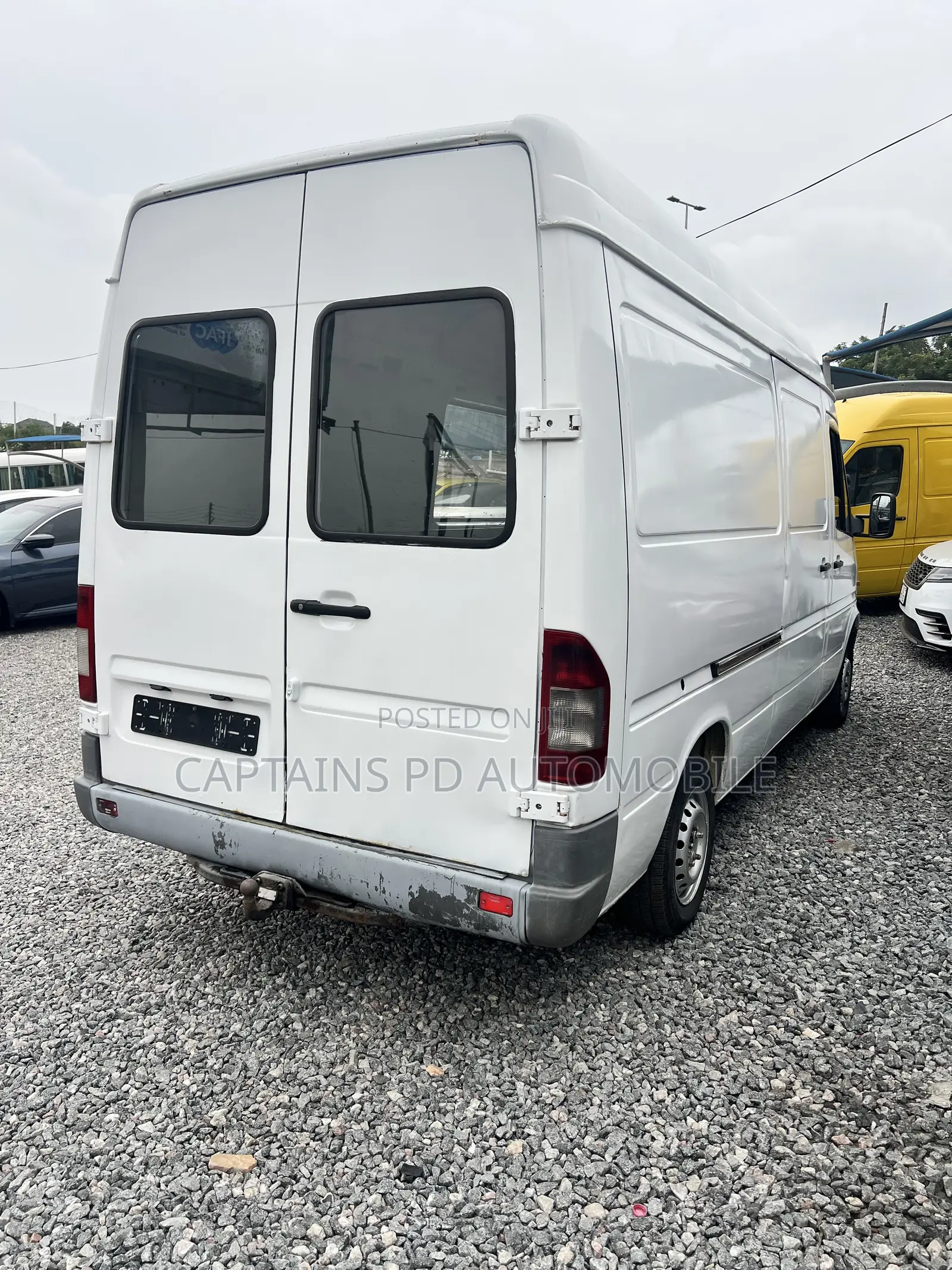 Mercedes-Benz Sprinter 2004 White