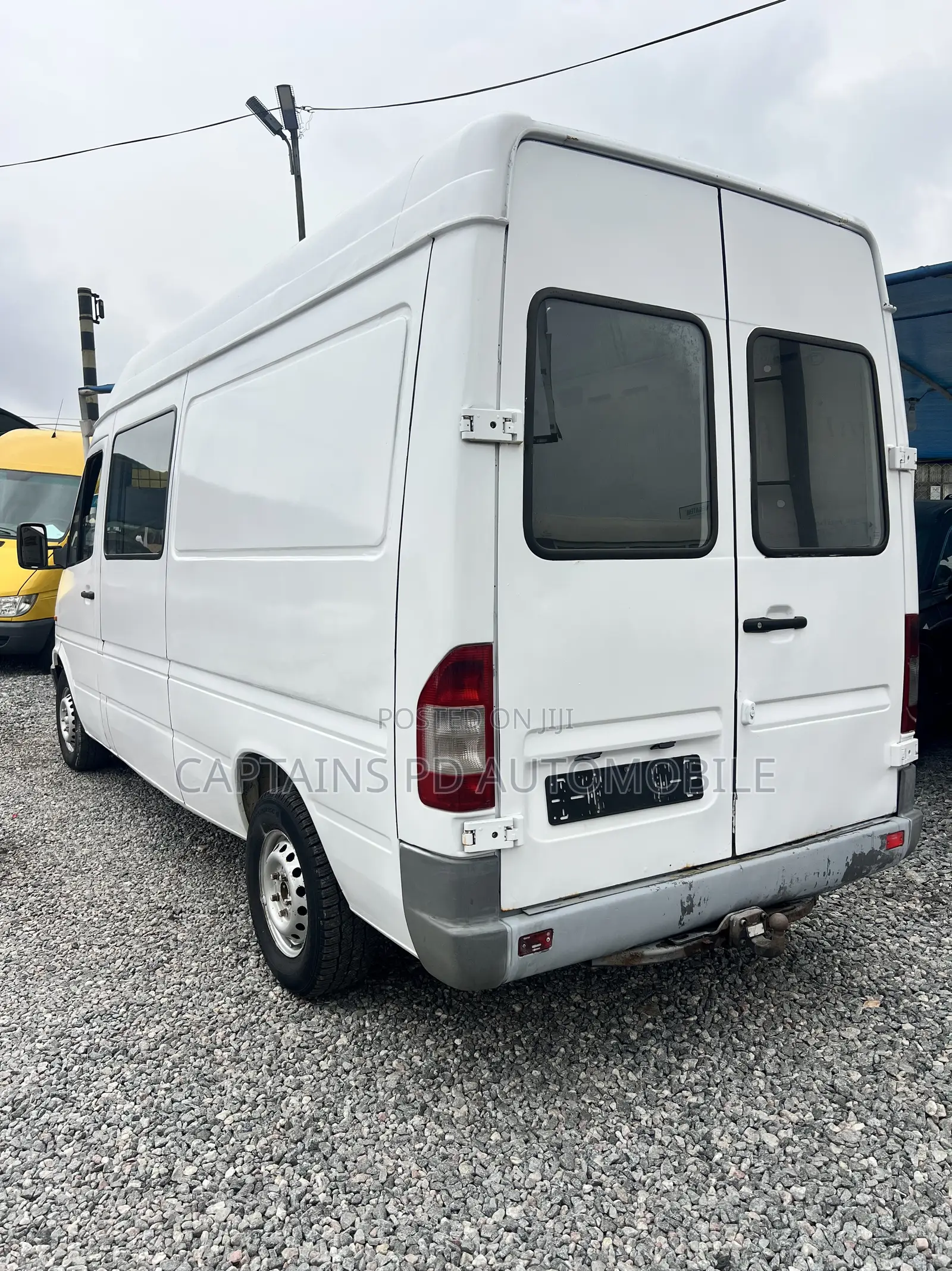 Mercedes-Benz Sprinter 2004 White