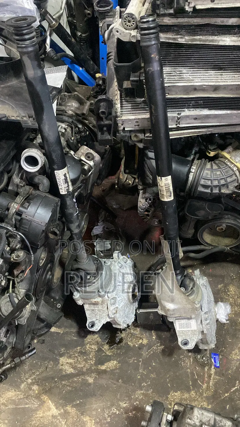 Mercedes Benz C300 W204 4matic Driveshaft