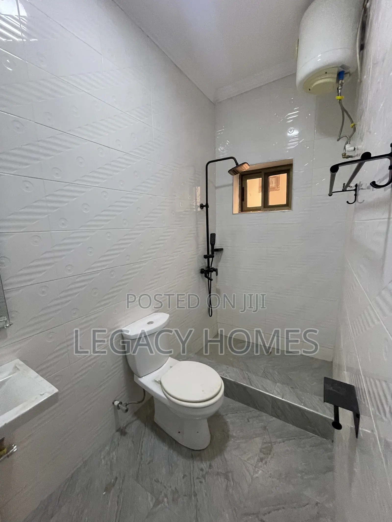 4bdrm House in East Legon, American House for sale