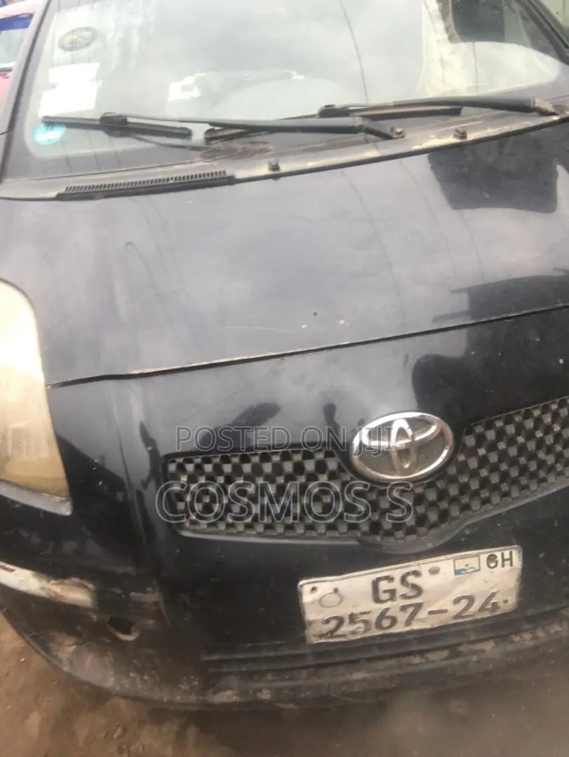 Toyota Yaris 2014 Black