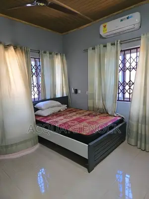 Furnished 5bdrm House in Manhean for sale