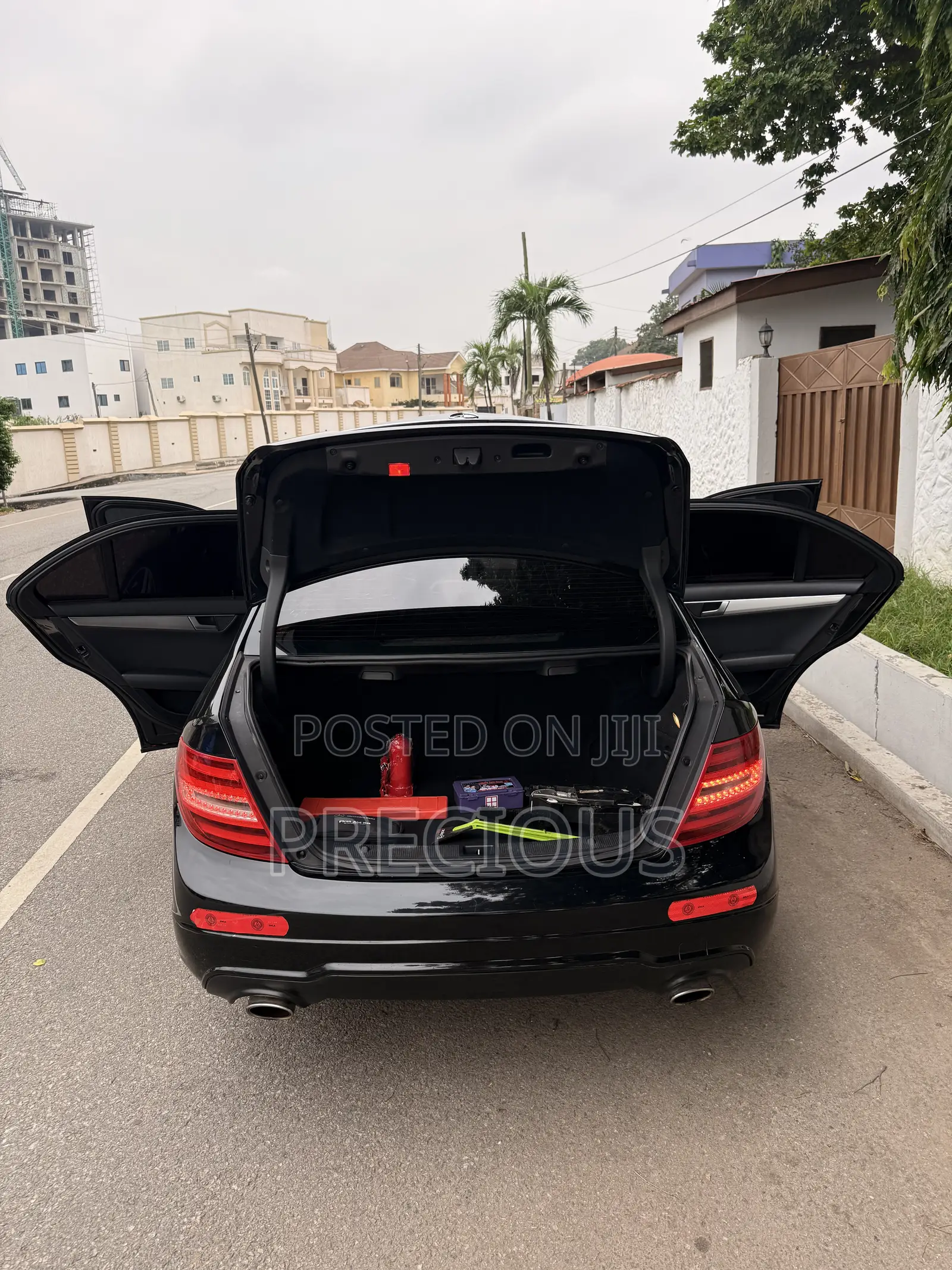 Mercedes-Benz C300 Luxury 4Matic Sedan AWD (3.5L 6cyl 7A) 2013 Black