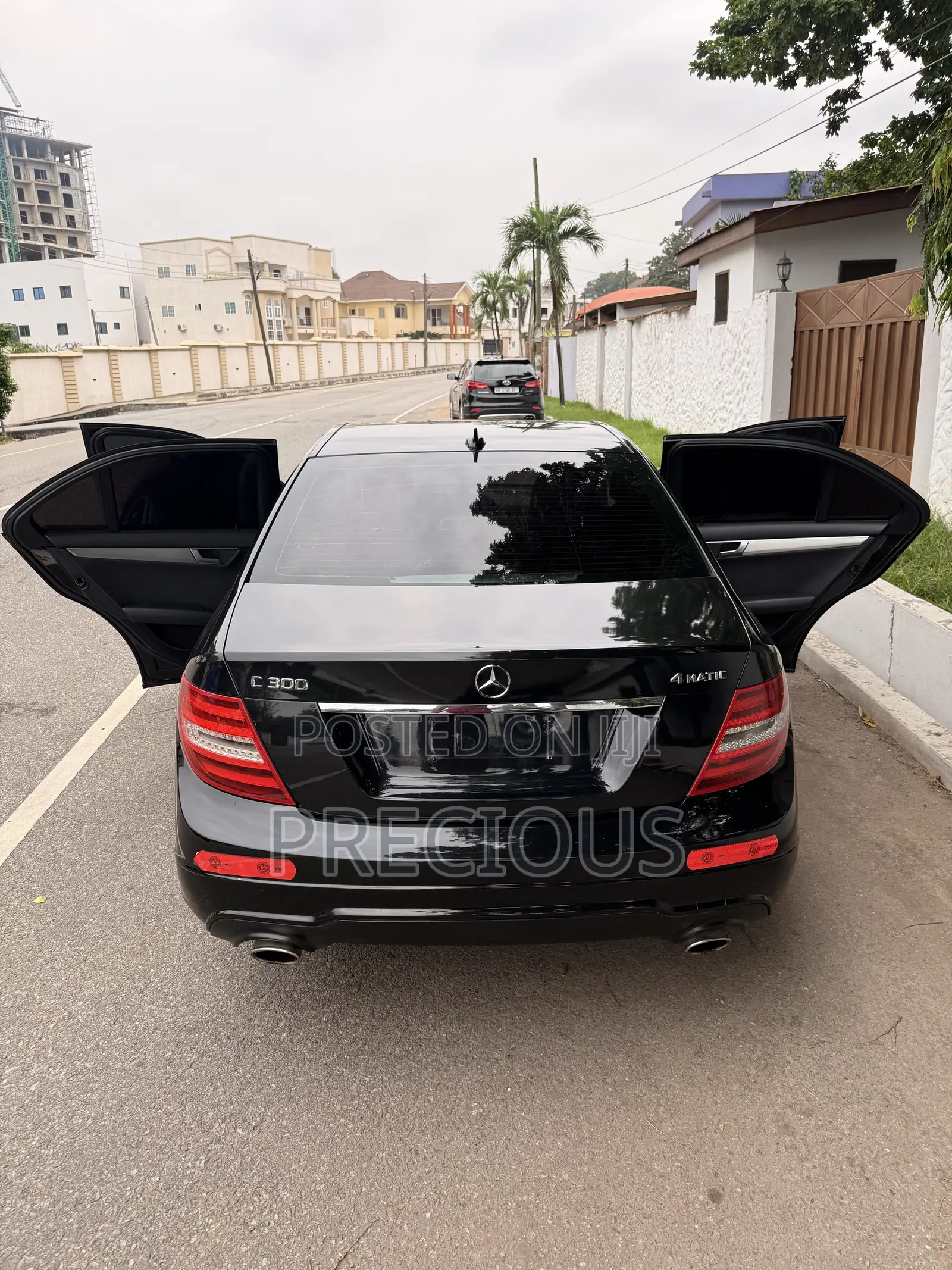Mercedes-Benz C300 Luxury 4Matic Sedan AWD (3.5L 6cyl 7A) 2013 Black