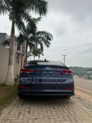 Hyundai Elantra 2018 Blue