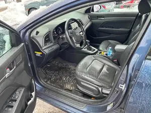 Hyundai Elantra 2018 Blue