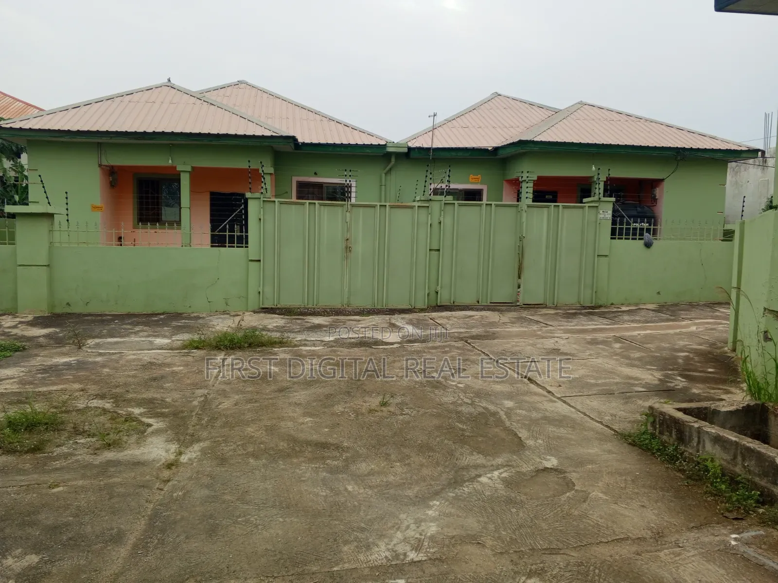 2bdrm House in First Digital Real, Ghana Link Area for rent