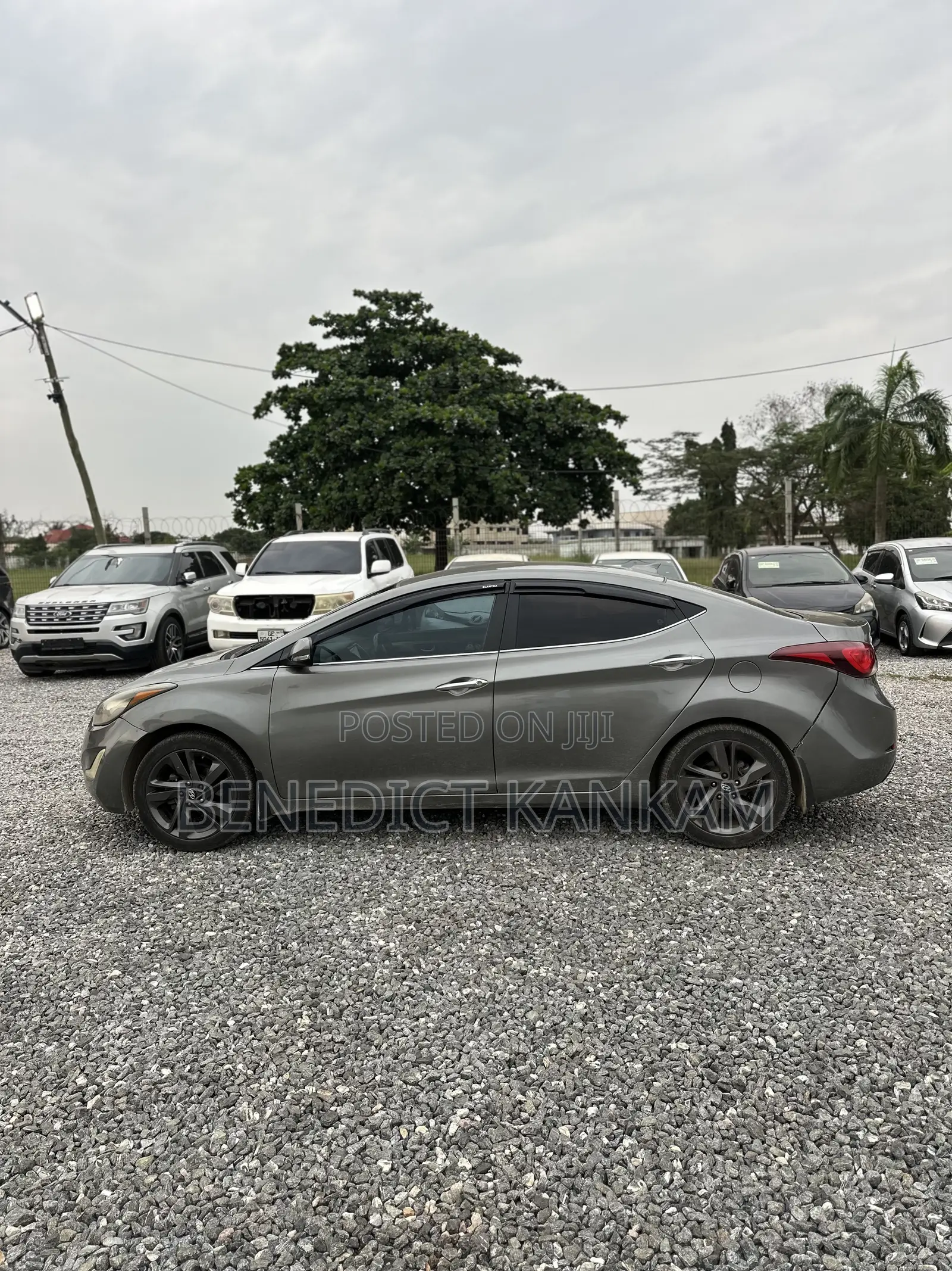 Hyundai Elantra SE 4dr Sedan (1.8L 4cyl 6M) 2014 Gray