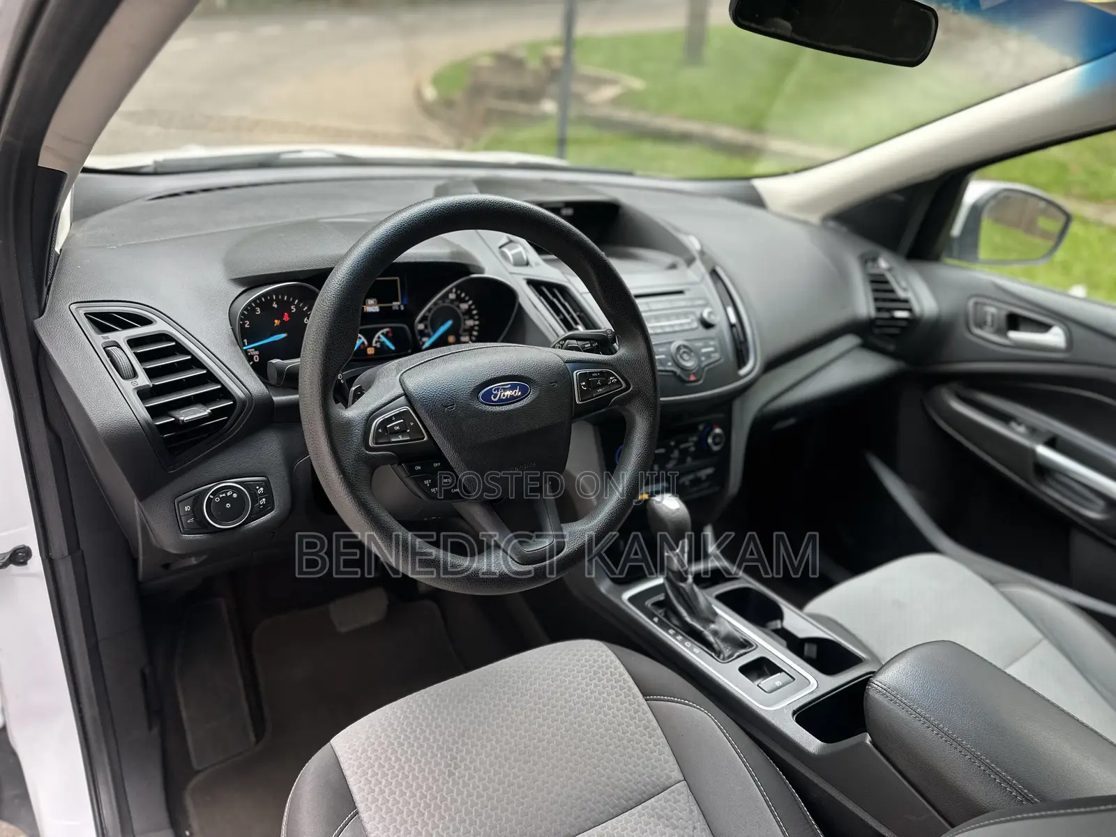 Ford Escape SE FWD 2016 White