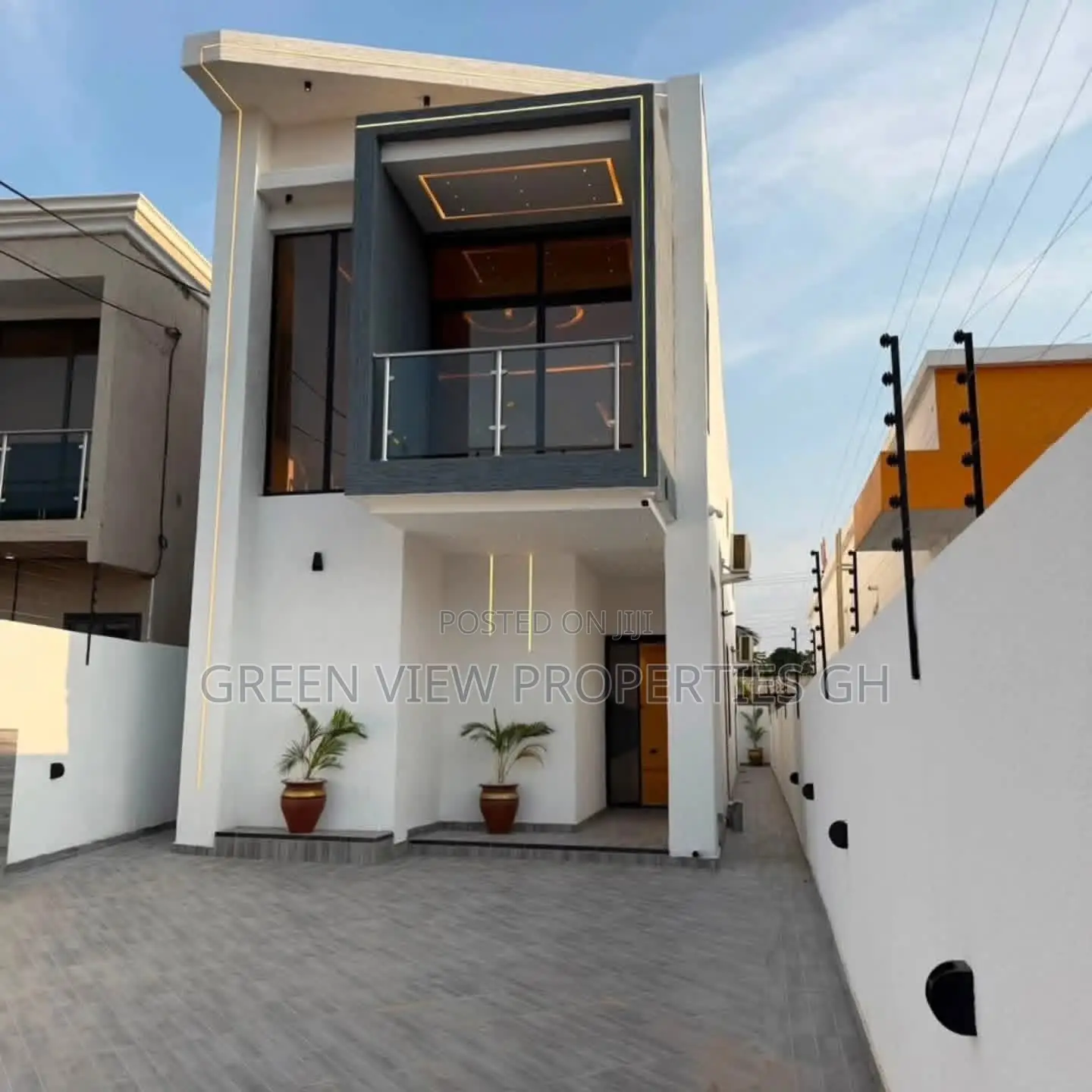 3bdrm Duplex in Lake Side Estate for rent