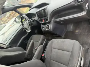 Toyota Voxy Hybrid ZS 2WD 7-Seater 2016 Black