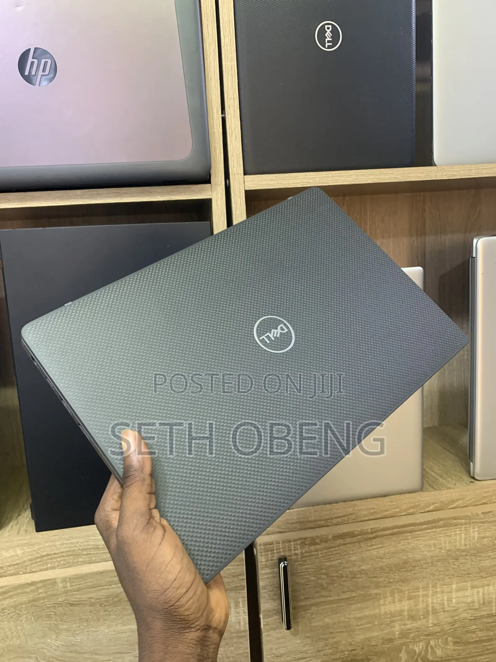 Laptop Dell Latitude 7400 8GB Intel Core i7 SSHD (Hybrid) 256GB