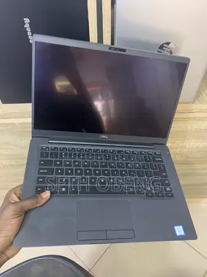 Laptop Dell Latitude 7400 8GB Intel Core i7 SSHD (Hybrid) 256GB