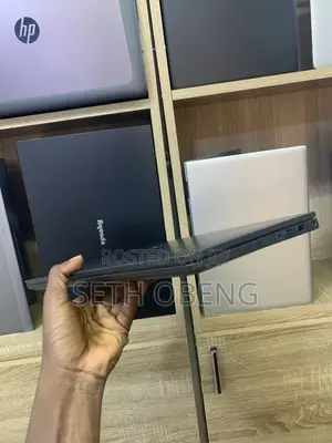 Laptop Dell Latitude 7400 8GB Intel Core i7 SSHD (Hybrid) 256GB