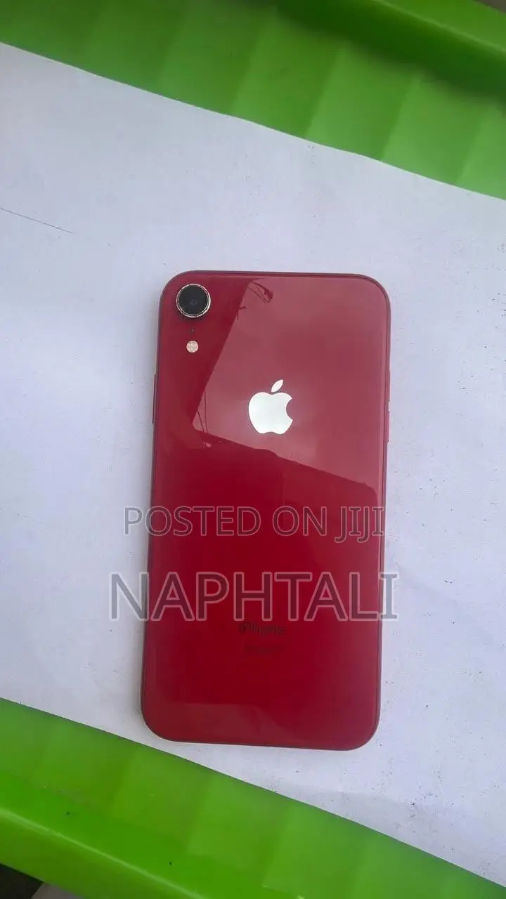 Apple iPhone XR 64 GB Red