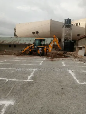 Backhoe/Forklift Operator