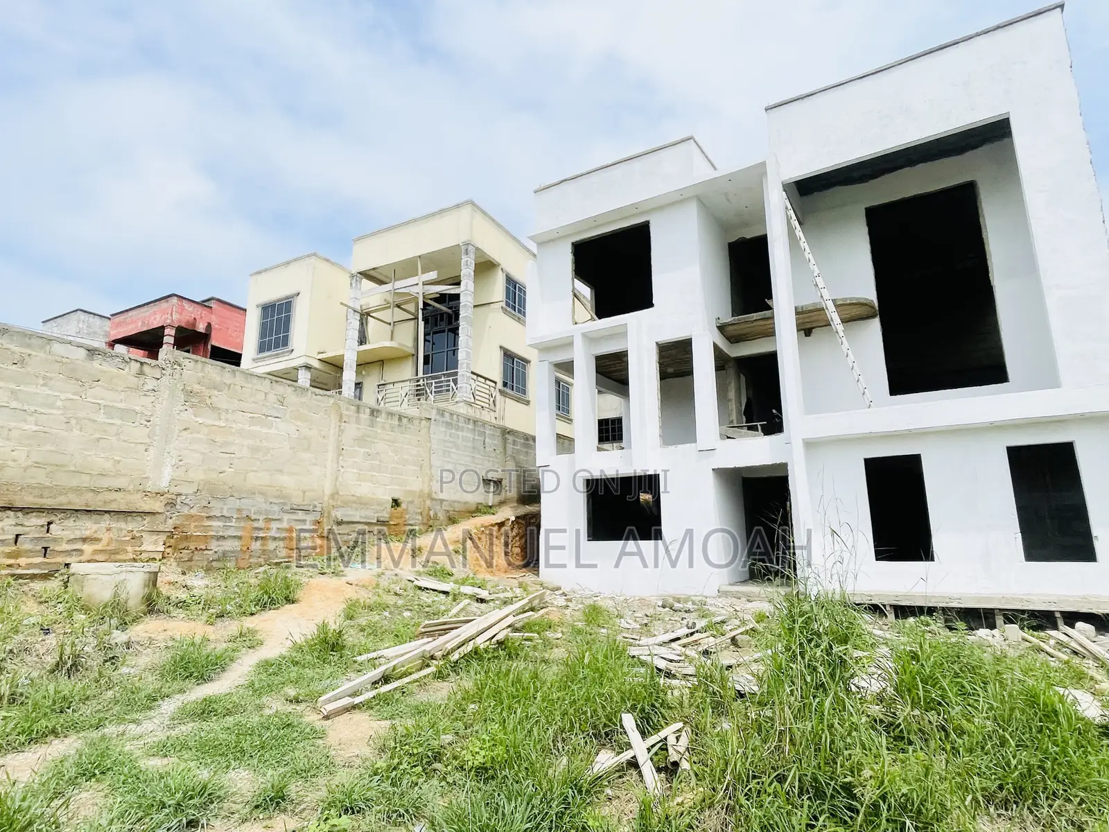 6bdrm House in Amoah, Shama Ahanta East Metropolitan for sale