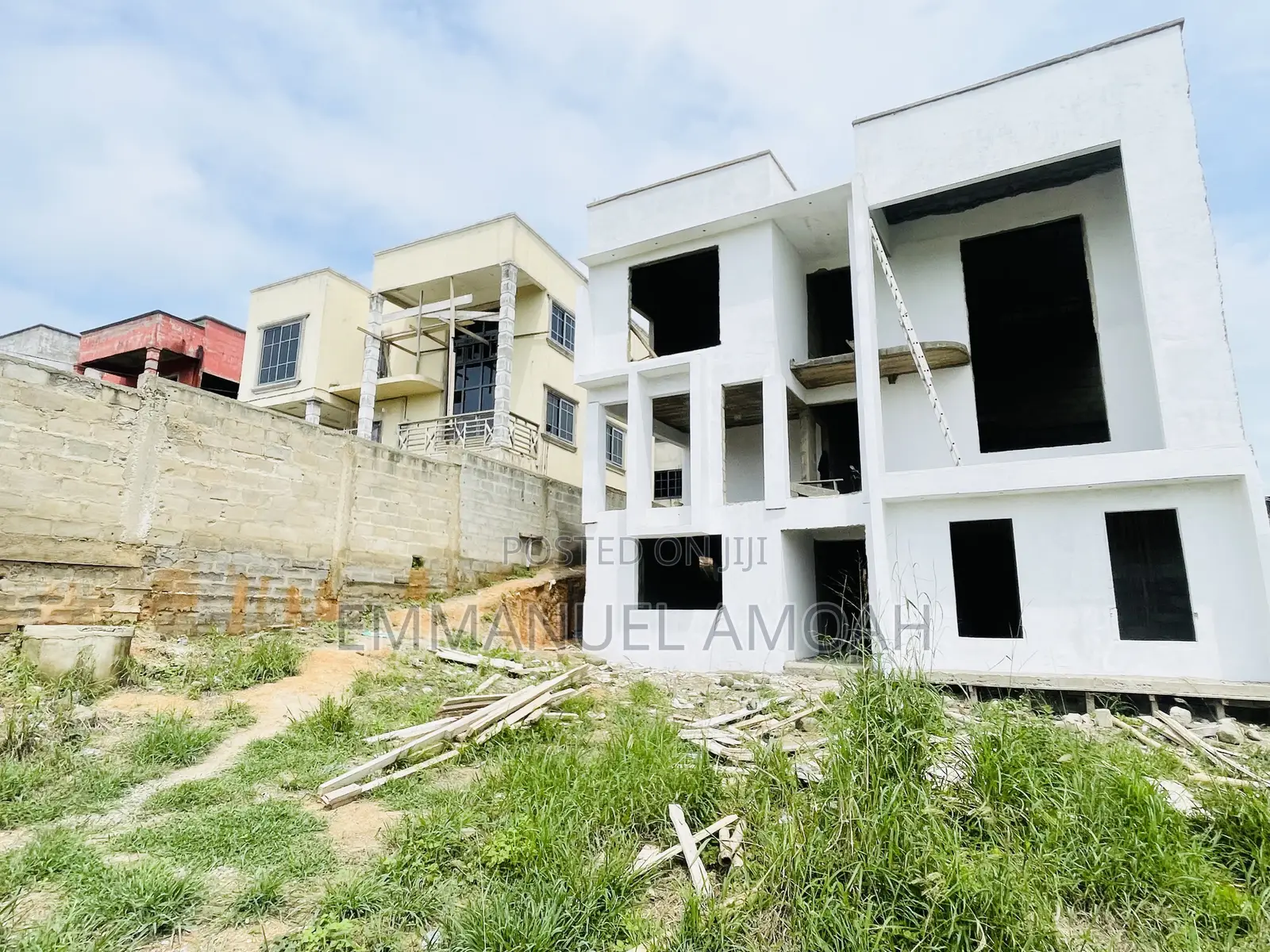 6bdrm House in Amoah, Shama Ahanta East Metropolitan for sale