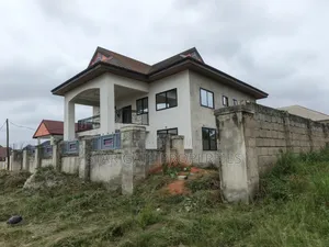4bdrm House in Kenyasi Adwumam, Kumasi Metropolitan for sale
