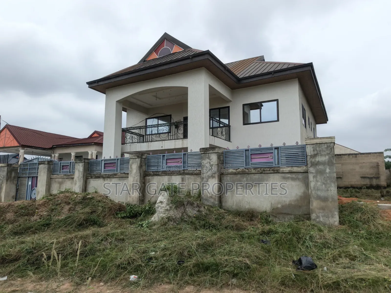 4bdrm House in Kenyasi Adwumam, Kumasi Metropolitan for sale