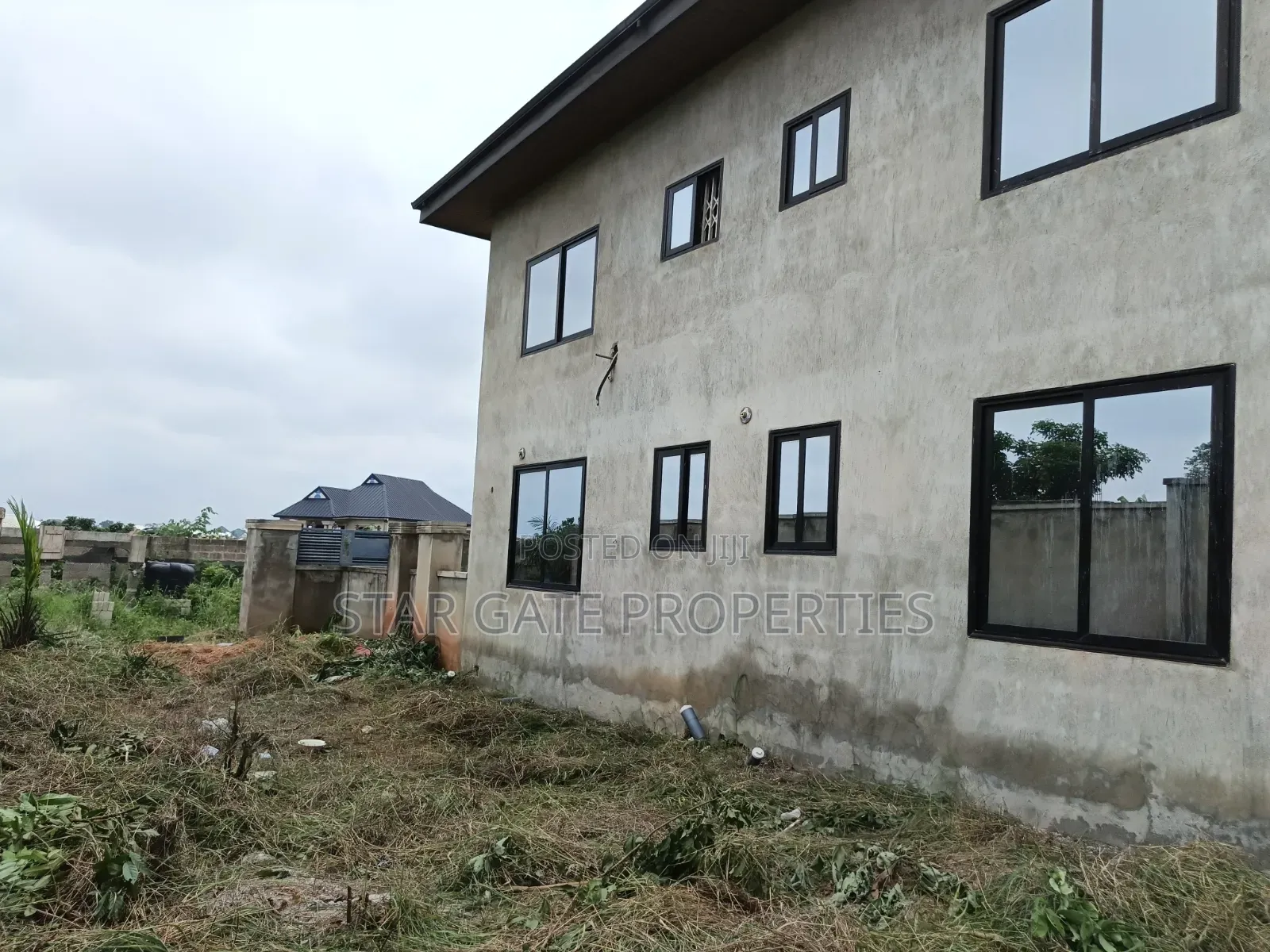 4bdrm House in Kenyasi Adwumam, Kumasi Metropolitan for sale