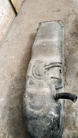 Nissan Hard Body 2015 Diesel Tank
