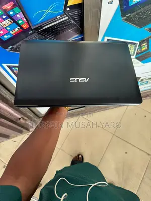 Laptop Asus 4GB Intel Core i3 HDD 320GB