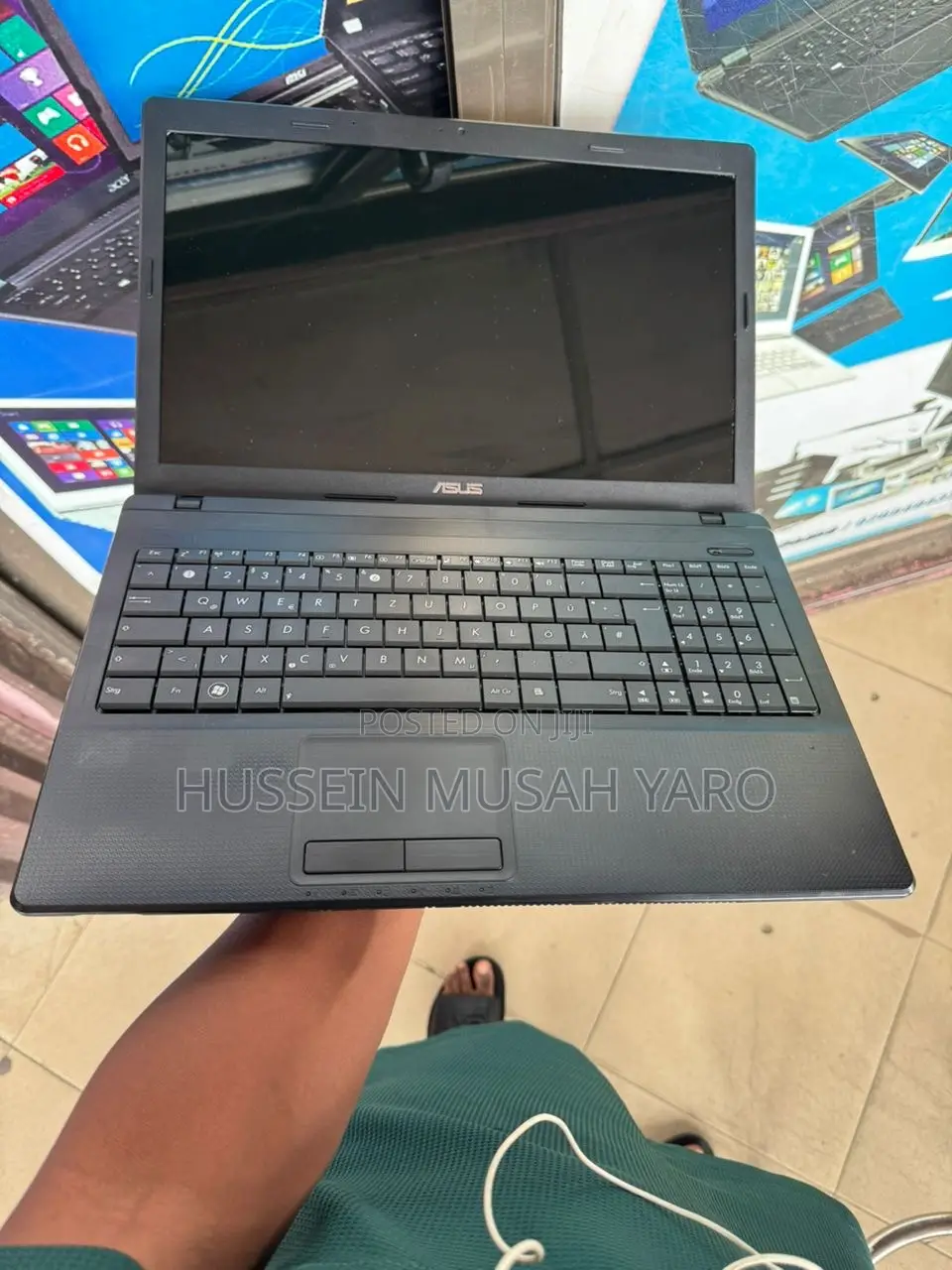 Laptop Asus 4GB Intel Core i3 HDD 320GB