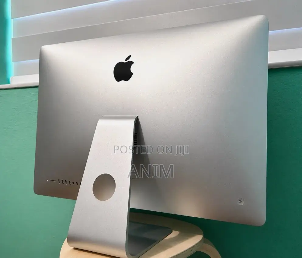 Desktop Computer Apple iMac 16GB Intel Core i5 SSD 256GB