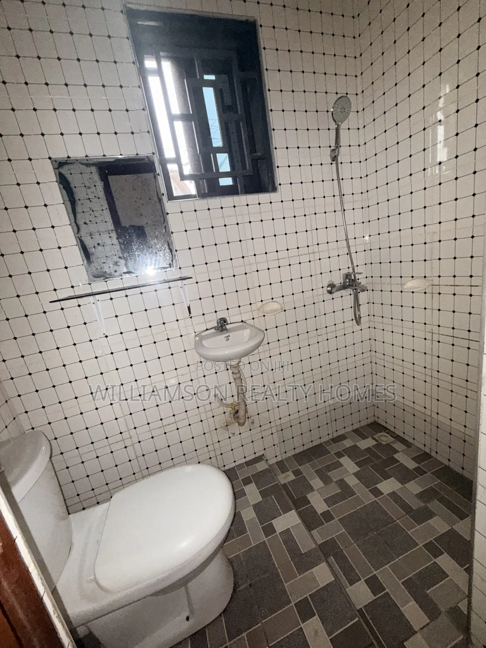 1bdrm Apartment in Spintex Main Road for rent