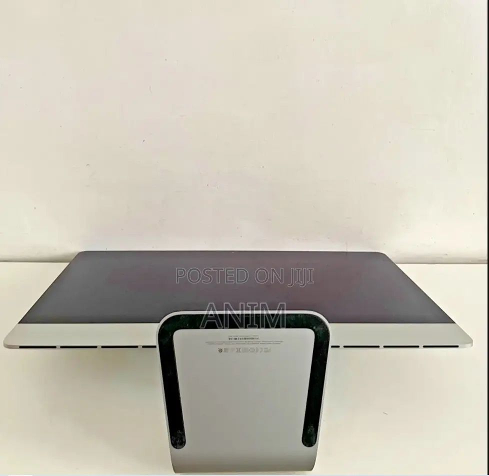 Desktop Computer Apple iMac 8GB Intel Core i5 SSD 512GB