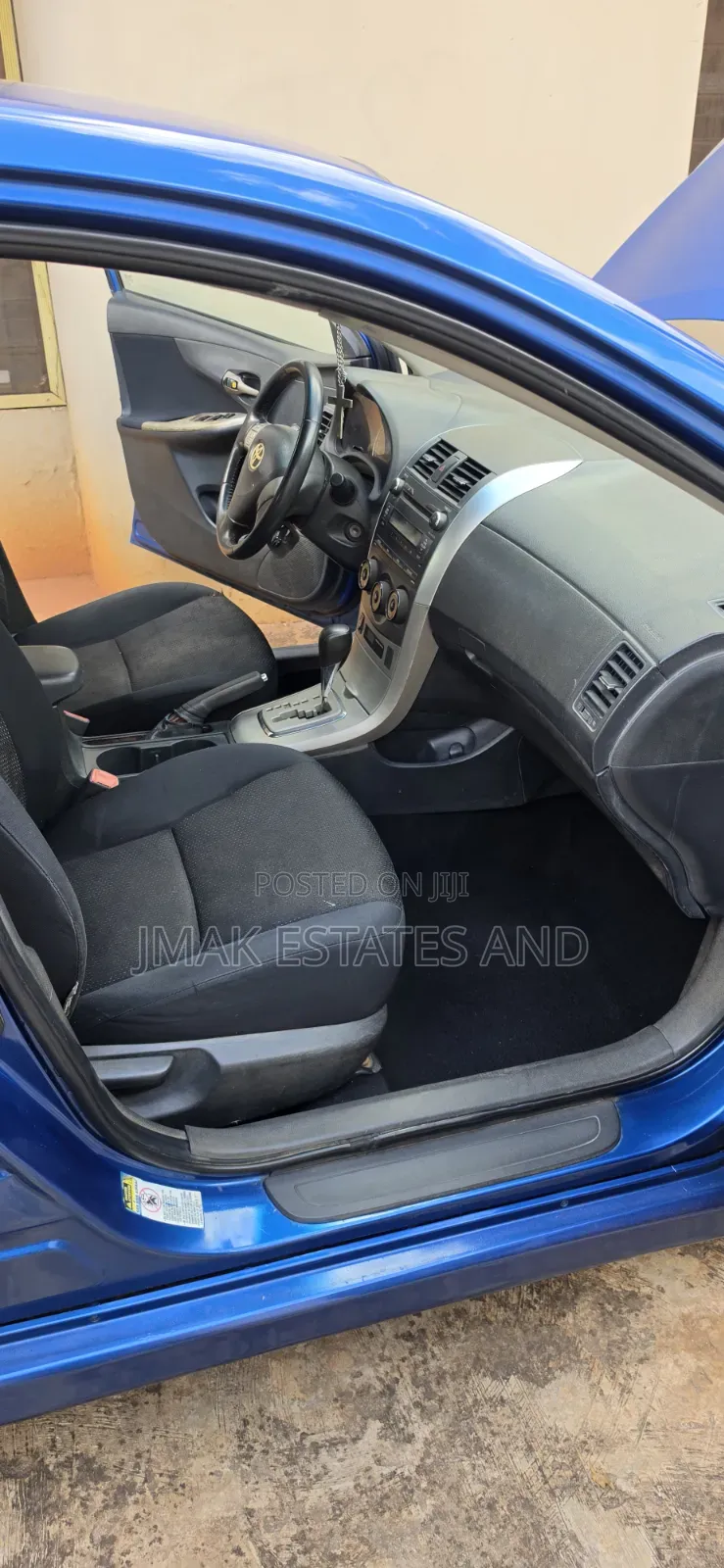 Toyota Corolla 2010 Blue
