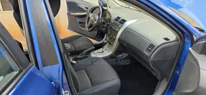 Toyota Corolla 2010 Blue