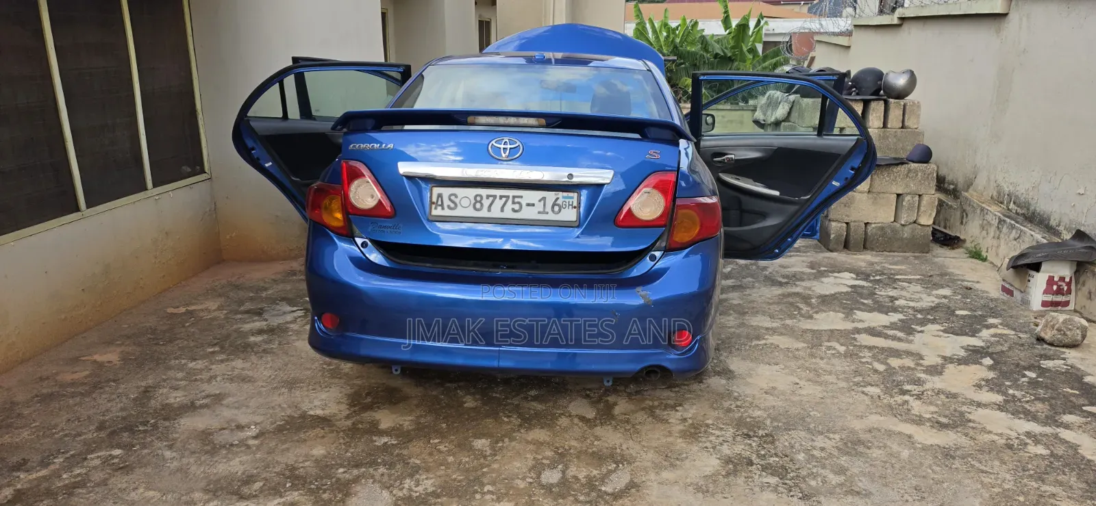 Toyota Corolla 2010 Blue
