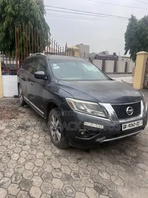 Nissan Pathfinder 2014 Gray
