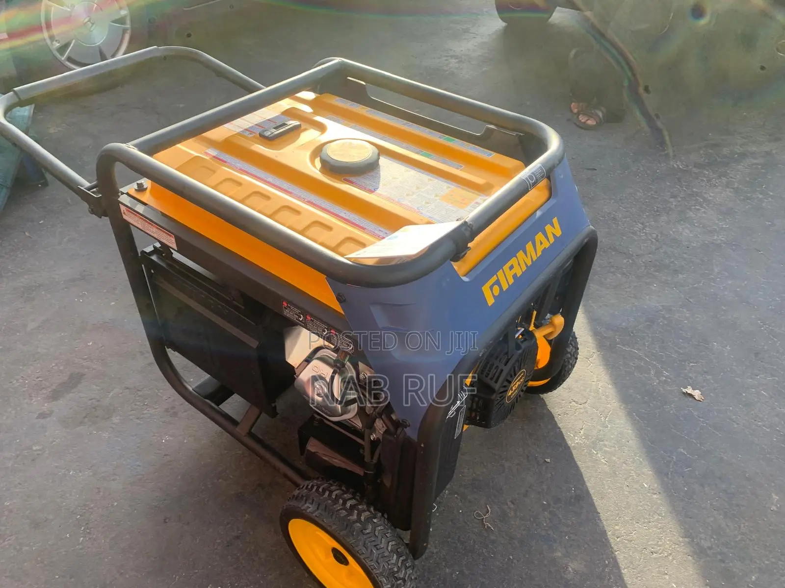 Tri Fuel Portable Generator 9400w Electric Start 120/240v Wit Co Alert