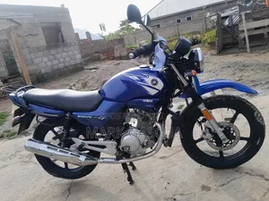 Yamaha YBR125 2026 Blue