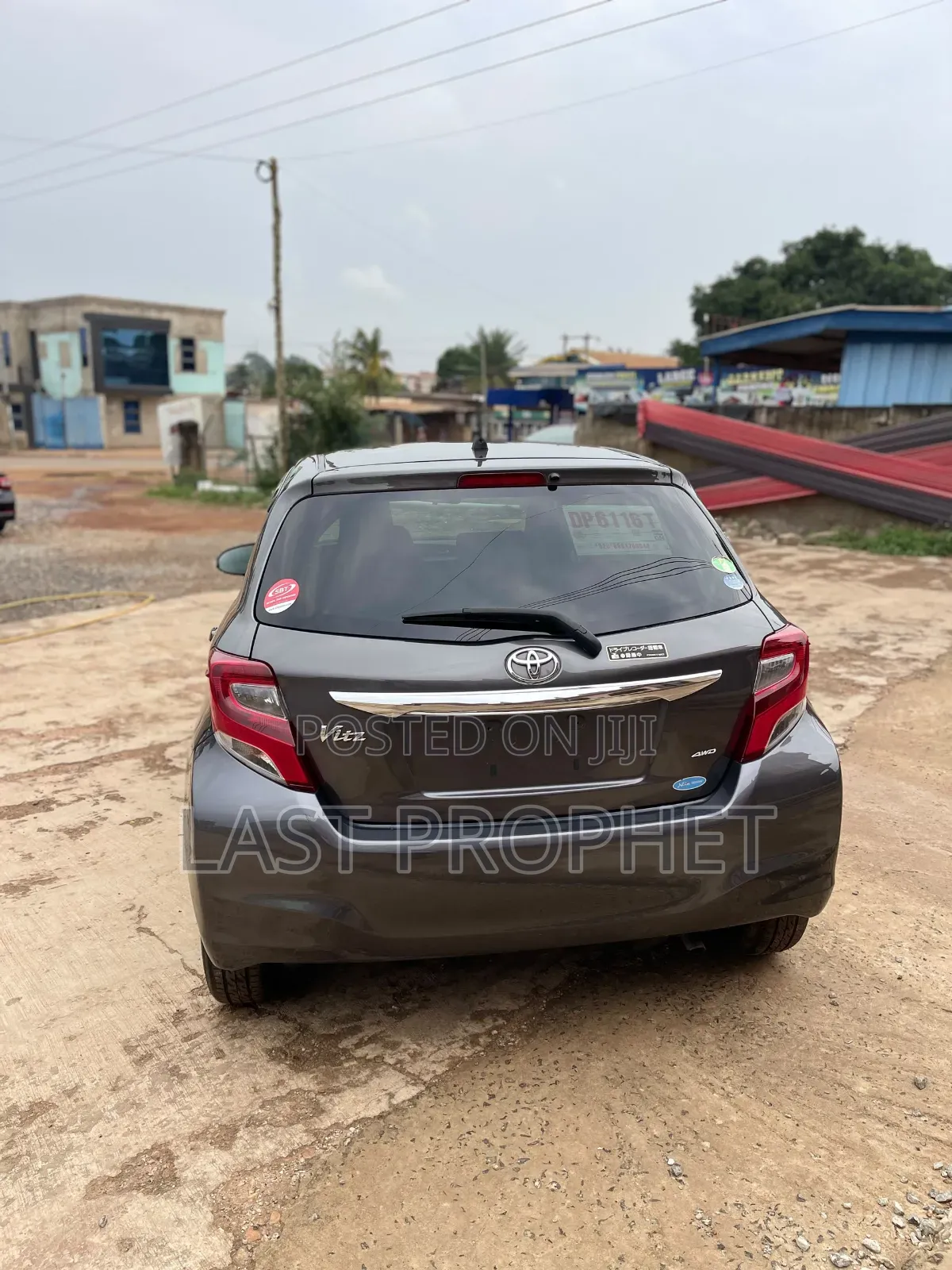 Toyota Vitz 2015 Gray