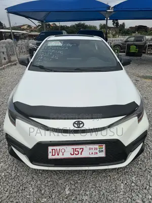 Toyota Corolla 2021 White
