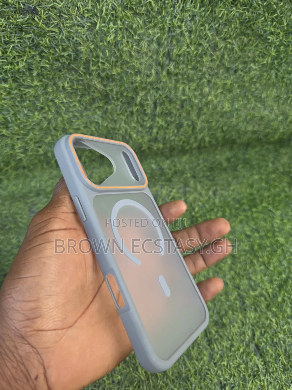 iPhone 17 Pro Max Frosted Gray Case
