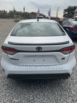Toyota Corolla 2021 White
