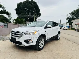 Ford Escape SE 4x4 2019 White