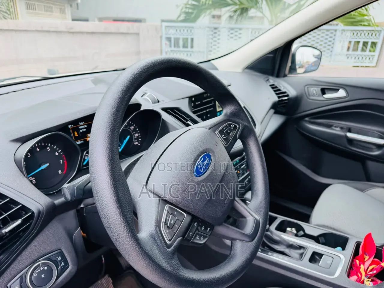 Ford Escape SE 4x4 2019 White