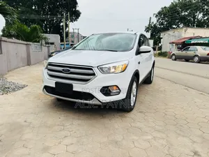 Ford Escape SE 4x4 2019 White