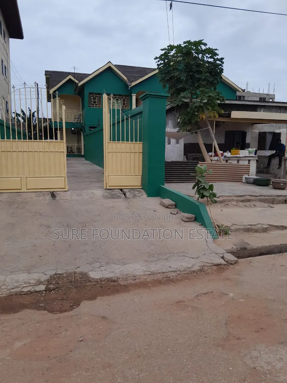 6bdrm House in Dansoman for sale