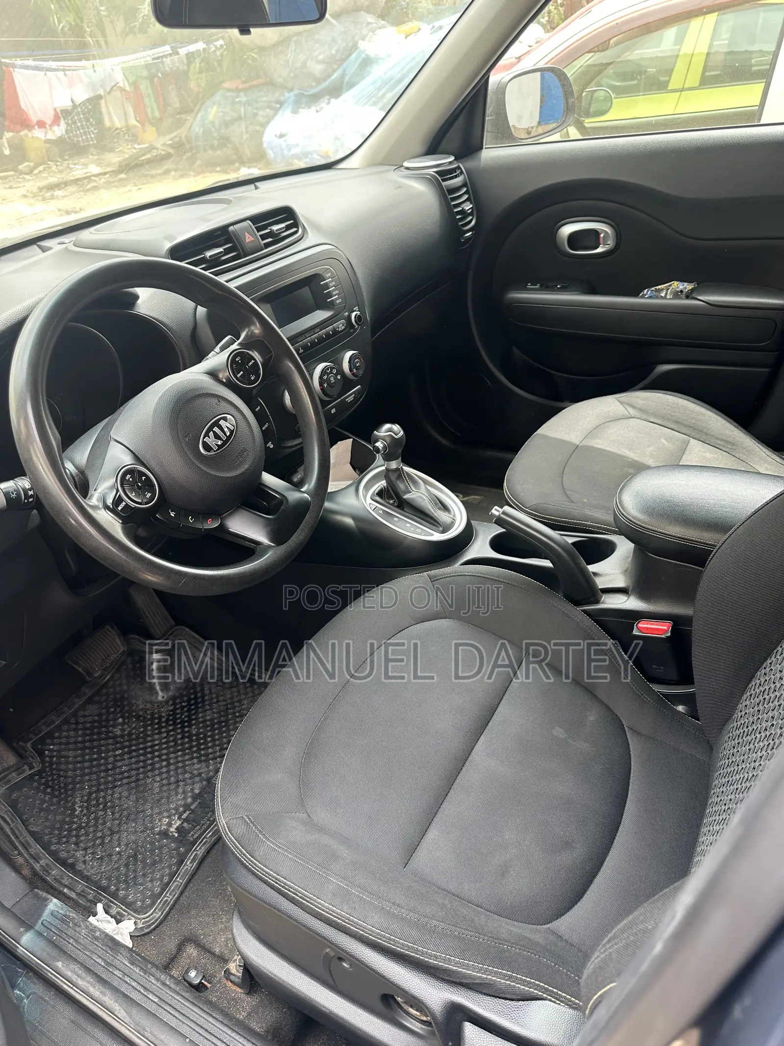 Kia Soul ! 4dr Wagon (2.0L 4cyl 6A) 2015 Gray