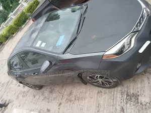 Toyota Corolla 2015 Gray