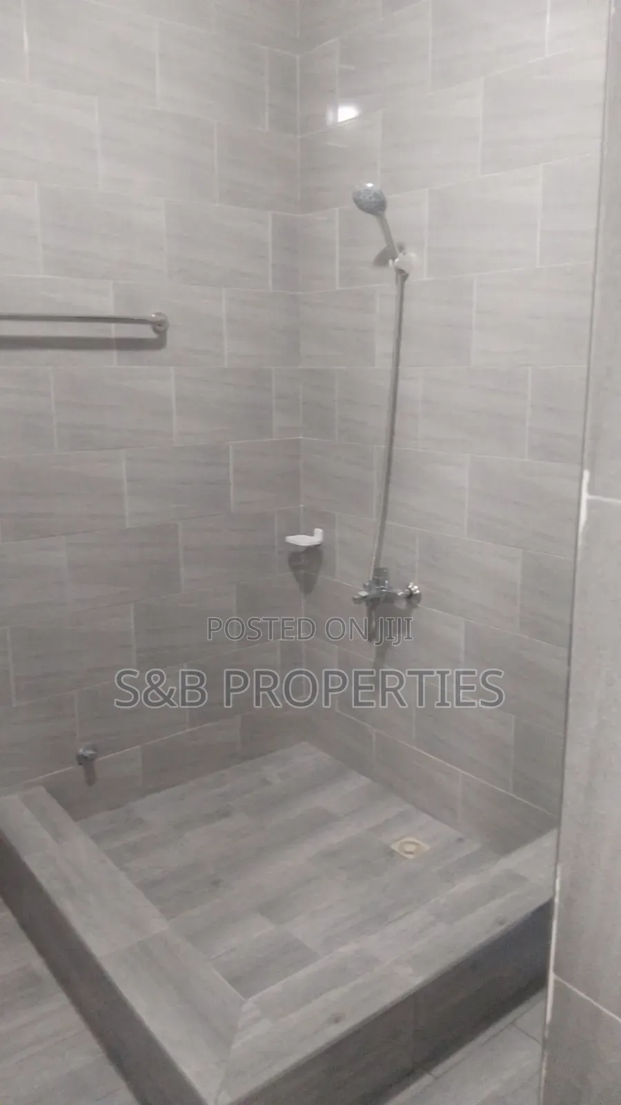 2bdrm Apartment in Kwabenya for rent